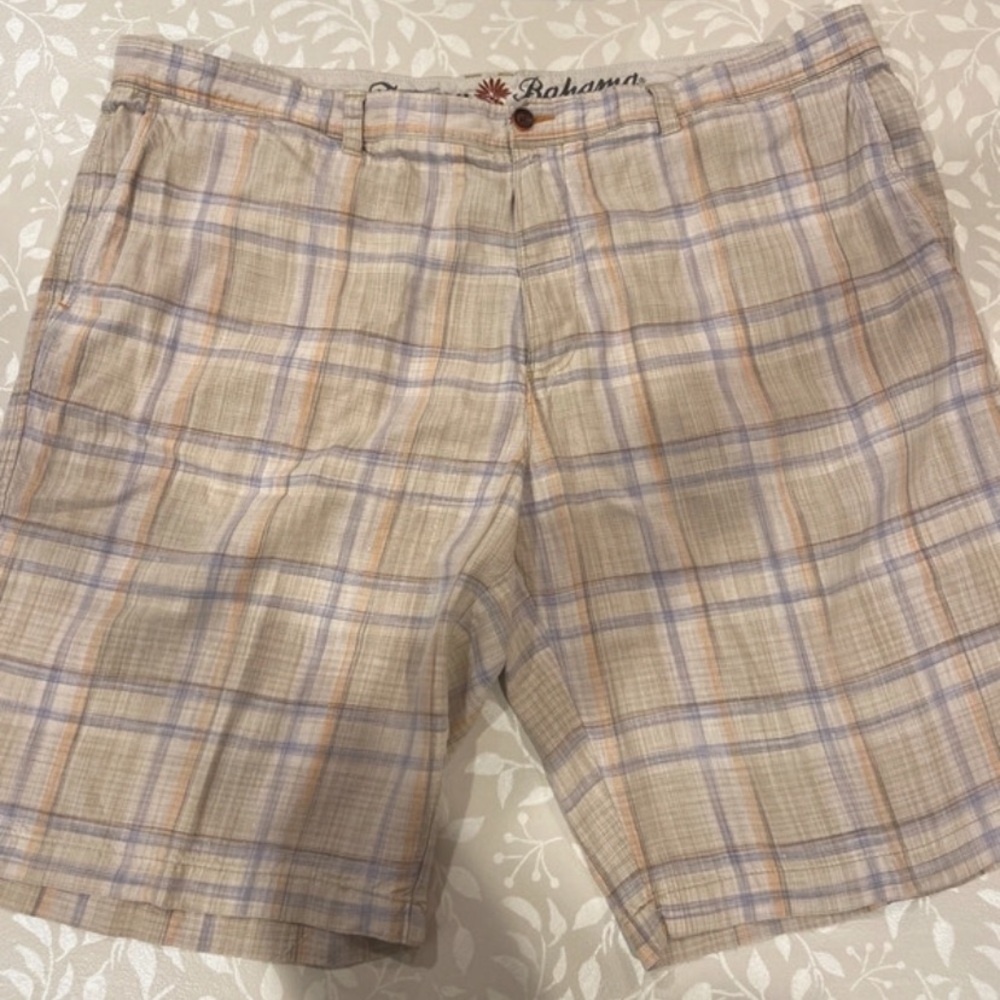 Tommy Bahama Linen & Silk Blend Lightweight Golf Shorts